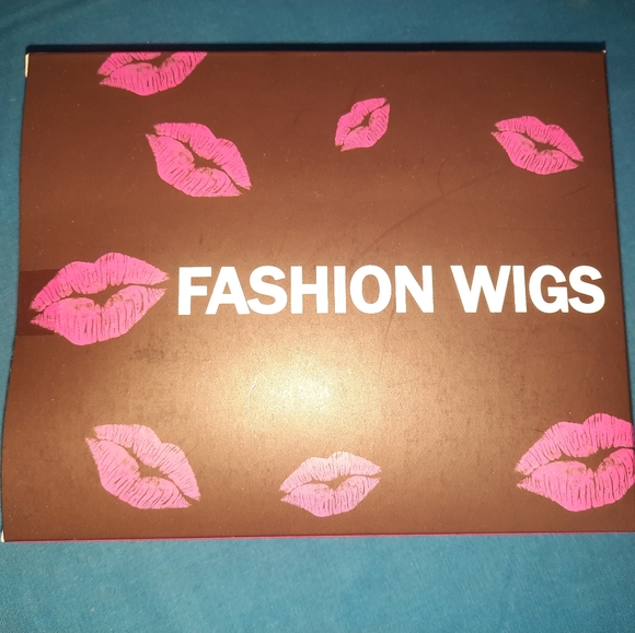 NIB: Black curly ponytail hairpiece - Picture 3 of 3